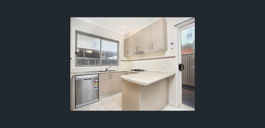 1/1A Thorogood Court TAYLORS LAKES