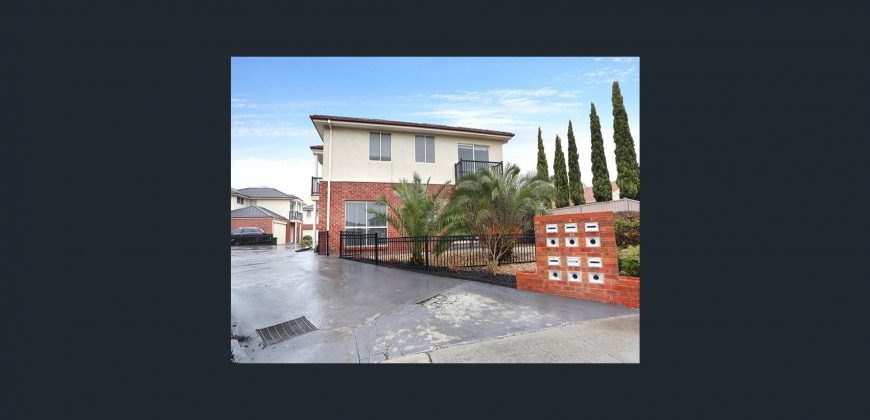 1/1A Thorogood Court TAYLORS LAKES
