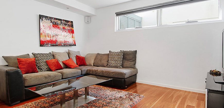 9/220 Roden Street WEST MELBOURNE