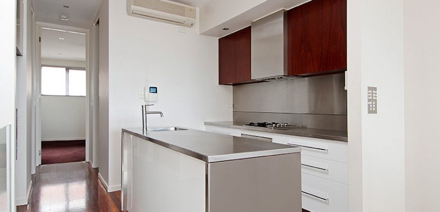 66 Munster Terrace NORTH MELBOURNE
