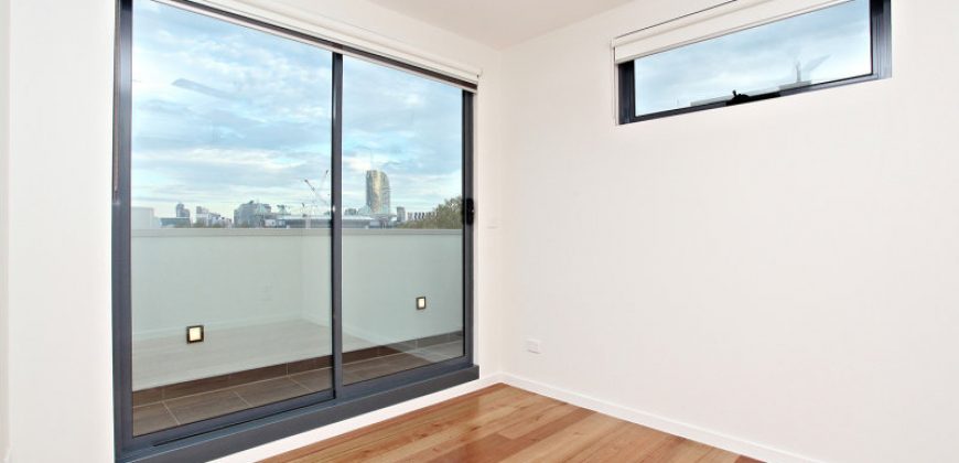 2/234 Roden Street WEST MELBOURNE