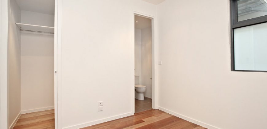 2/234 Roden Street WEST MELBOURNE