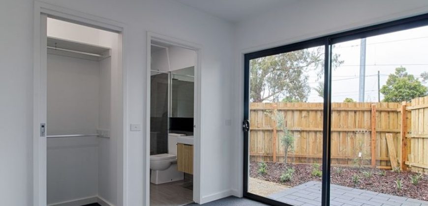 6/5 Salmon Street MENTONE
